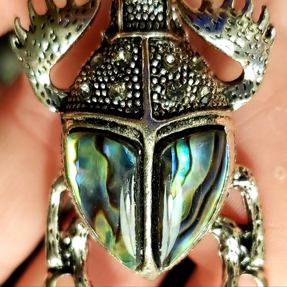 New Abalone Shell Pin Brooch. - Picture 16 of 16